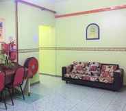 Lobby 2 OYO 90039 Coop Hotel Kangar