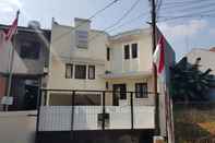 Exterior OYO 3445 Delima Guest House Syariah