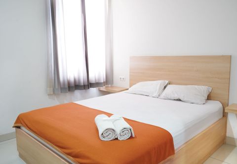 Bedroom UROOMS Tanah Abang