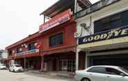 Exterior 5 OYO 89960 Manjung Inn Hotel