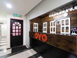 OYO 89960 Manjung Inn Hotel, USD 28.49