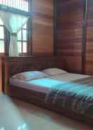 BEDROOM OYO 3383 Roemah Kayu Saragan Syariah