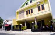 Luar Bangunan 3 OYO 3516 Kinawa Family Homestay