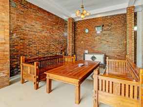 Lobi 4 OYO 3355 Residence Syariah Asyuban