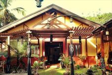 外部的 Jack's Dormitory