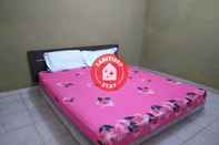 Bedroom OYO 3448 Pb Guest House Syariah