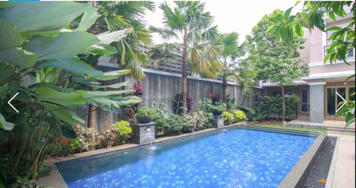 Kolam Renang Saffron Residence