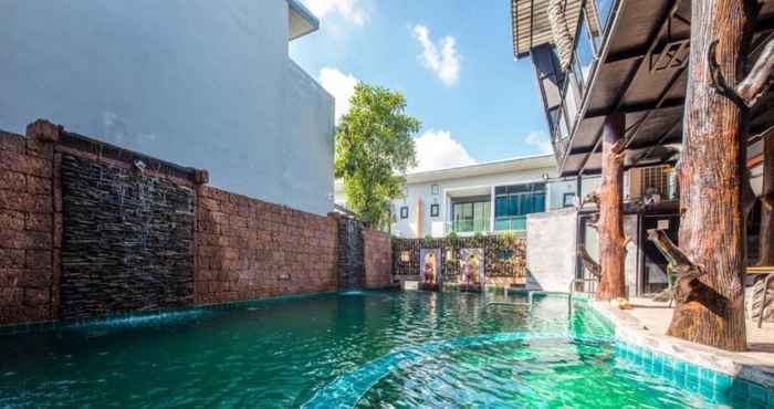 Kolam Renang Nice Villa Resort