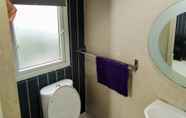 In-room Bathroom 4 Apartemen Aeropolis By ASUN