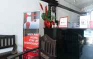 Lobby 4 RedDoorz Plus @ Villa Gloria Taguig - Vaccinated Staff 