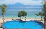 Kolam Renang 3 Blue Harbor Beachfront Villas & Resto Nusa Penida