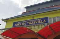 Bangunan Trasvilla Hotel