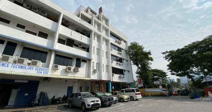 Bangunan OYO 89540 B Hotel Penang