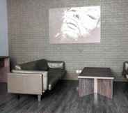 Lobby 4 Nice and Best Price 2BR Apartment at Brooklyn Alam Sutera By Travelio