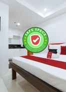 BEDROOM RedDoorz @ DBuilders Rooms Bangkal Makati