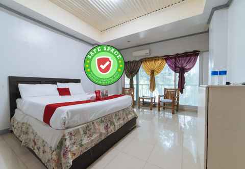 Bedroom RedDoorz Plus at Subic 2n2 Beach Resort Zambales