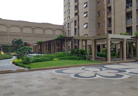 公共空间 Cozy 3BR @ Grand Palace Kemayoran Apartment By Travelio