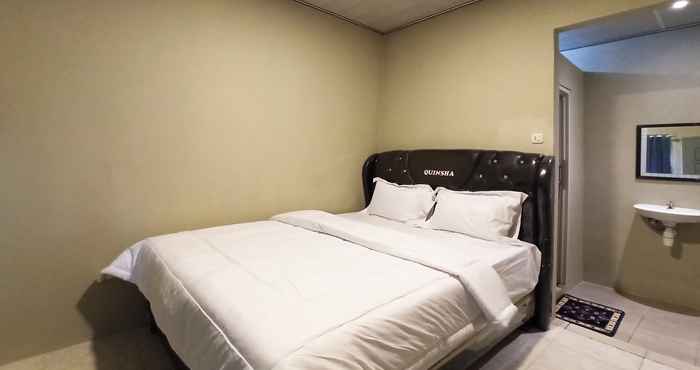 Kamar Tidur OYO 3177 Wisma Lintang