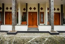 Exterior Hotel O Pandu Prima Guest House Syariah
