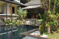 Kolam Renang Sunrise Phuket Homestay