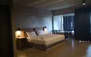 Kamar Tidur 4 Sunrise Phuket Homestay