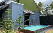 Swimming Pool 3 Bleu Maison Private Vacation Home Janda Baik