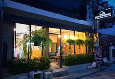 로비 7 Sumalee Residence