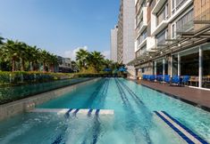 Swimming Pool 7 Maitria Hotel Rama 9 Bangkok - A Chatrium Collection