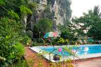 Hồ bơi Tam Coc Rocky Bungalow