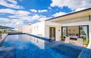 Kolam Renang 6 Modern Pool Villa