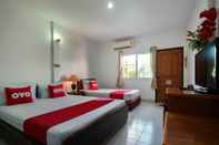 Bedroom Samanmit Inn Hotel