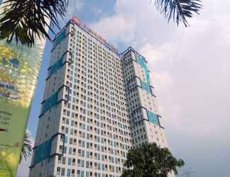 Bangunan 2 Cozy Studio Grand Dhika City Apartment By Travelio