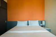 Kamar Tidur Studio Great Location at Tree Park Apartment By Travelio