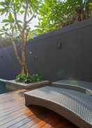 SWIMMING_POOL M STUDIO KARAWACI