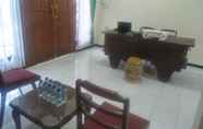 Lobi 7 D Kir's Homestay	