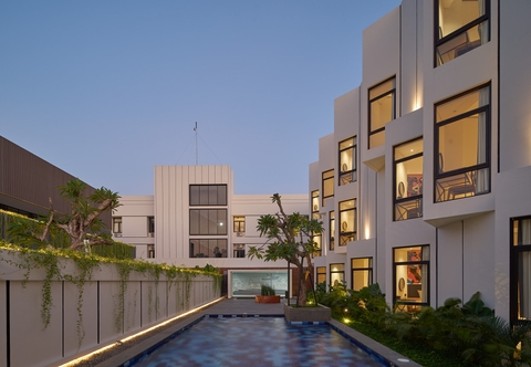 Bangunan JW Naungan Co Living & Villas