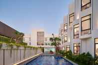 Swimming Pool JW Naungan Coliving 