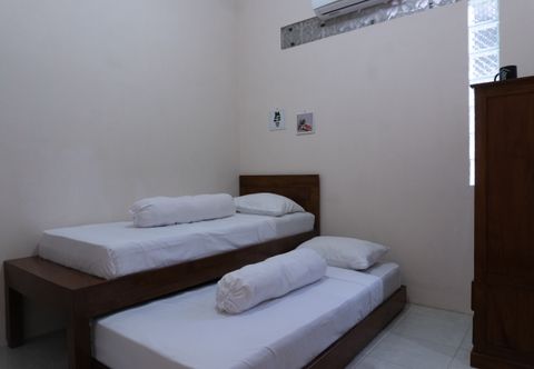 Kamar Tidur Kost Putri Harmony