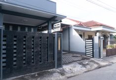 Exterior 6 Kost Putri Harmony