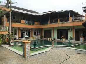 Luar Bangunan 4 OYO 3711 Netty’s Mansion