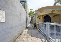 Exterior 5 OYO 3285 Wonoayu Residence Syariah