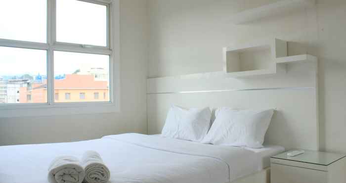 Bedroom 1BR Modest at Apartment Parahyangan Residence By Travelio 