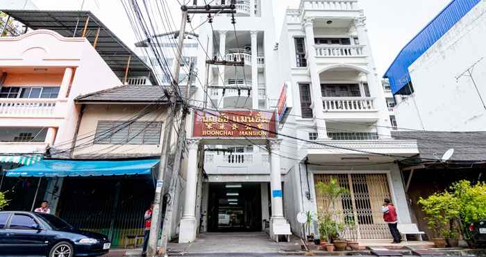 Exterior Boonchai Mansion