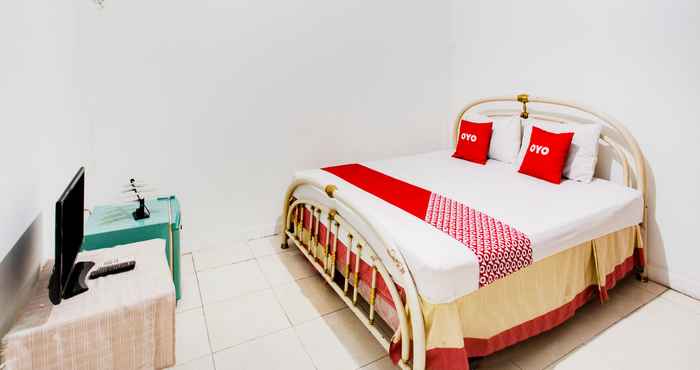 Kamar Tidur OYO 3725 Sisca Guest House