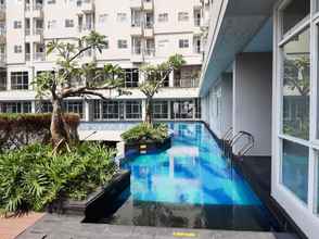 Swimming Pool 4 2BR Spacious in Strategic Location Bintaro Icon Apartment by Travelio