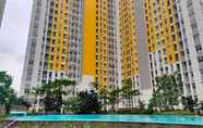 Kolam Renang 3 Skyline Studio Apartment Springlake Summarecon Bekasi by MDN PRO