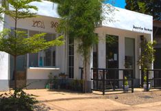 Exterior 3 Barrio House Mactan