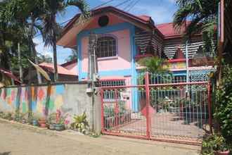 Bangunan 4 Colors Mansion