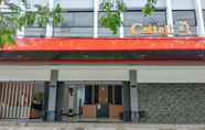 Luar Bangunan 2 OYO 3729 Cattail Guest House