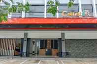 Luar Bangunan OYO 3729 Cattail Guest House